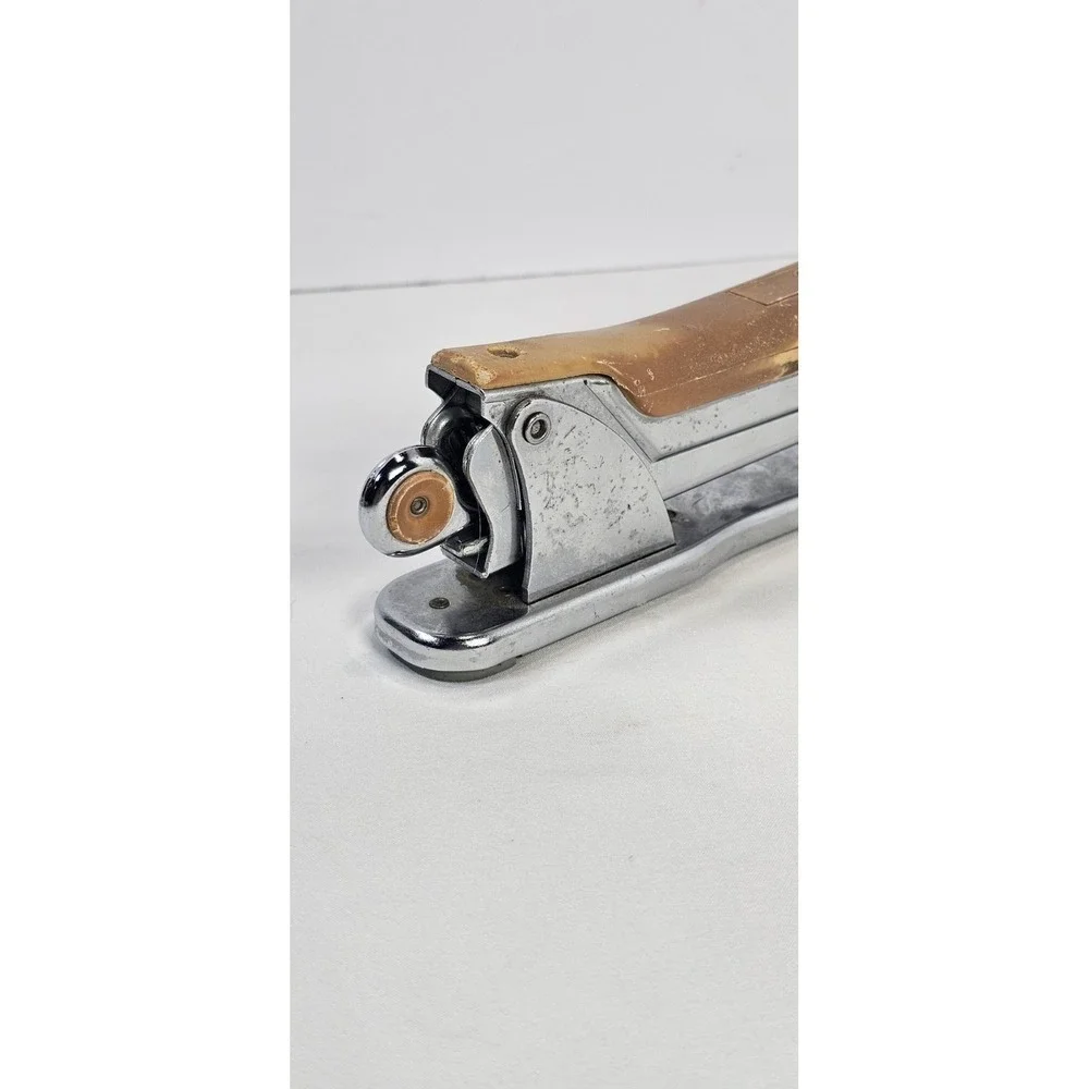 VINTAGE ACE ACELINER 502 STAPLER! BEIGE! VERY‎ NICE SHAPE! WORKS! MADE IN USA